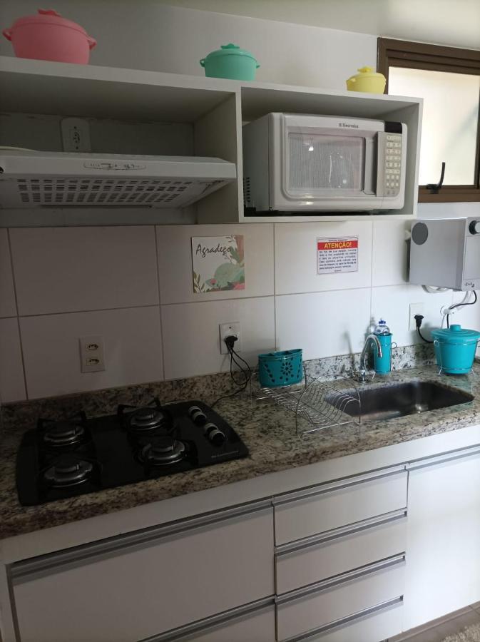 Aldeia Do Lago: Lakeside Apartment with Modern Kitchen and Pool Access Caldas Novas Exterior photo