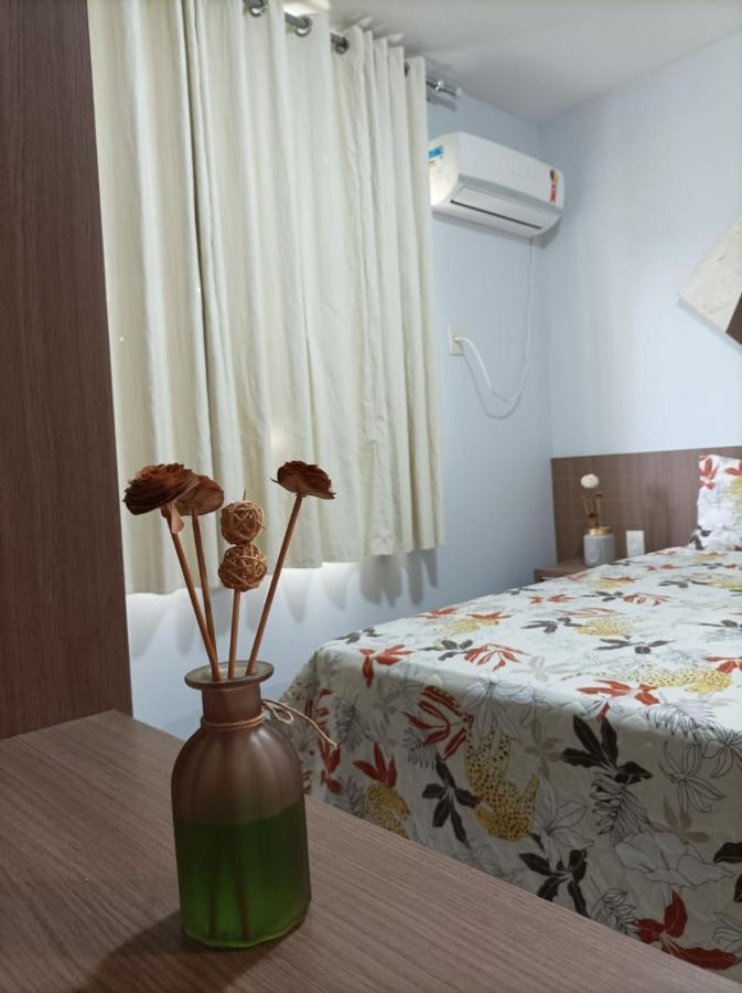 Aldeia Do Lago: Lakeside Apartment with Modern Kitchen and Pool Access Caldas Novas Exterior photo